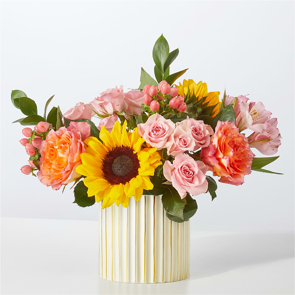 Sun's Out Bouquet – Diamond Flower Shop, Reading PA