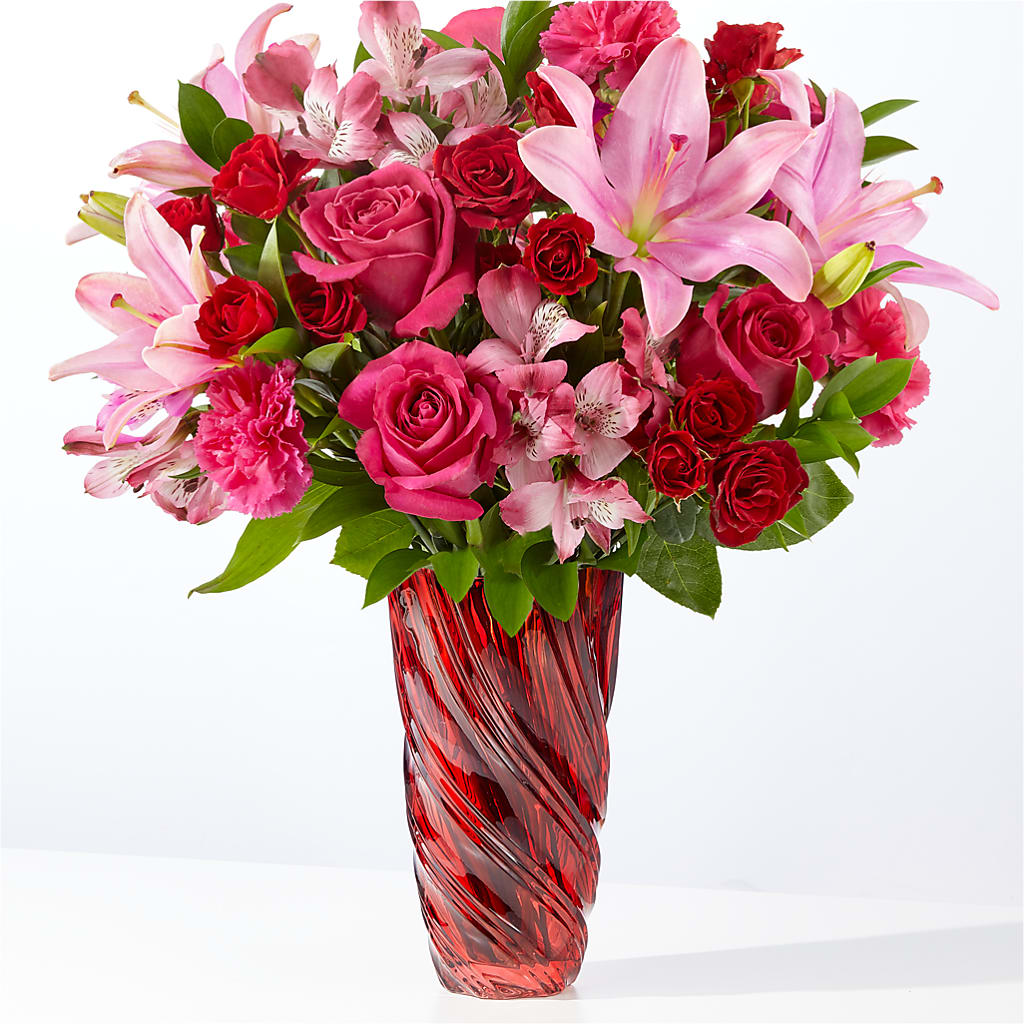 In Love Bouquet with Luxe Swirl Vase – Diamond Flower Shop, Reading PA