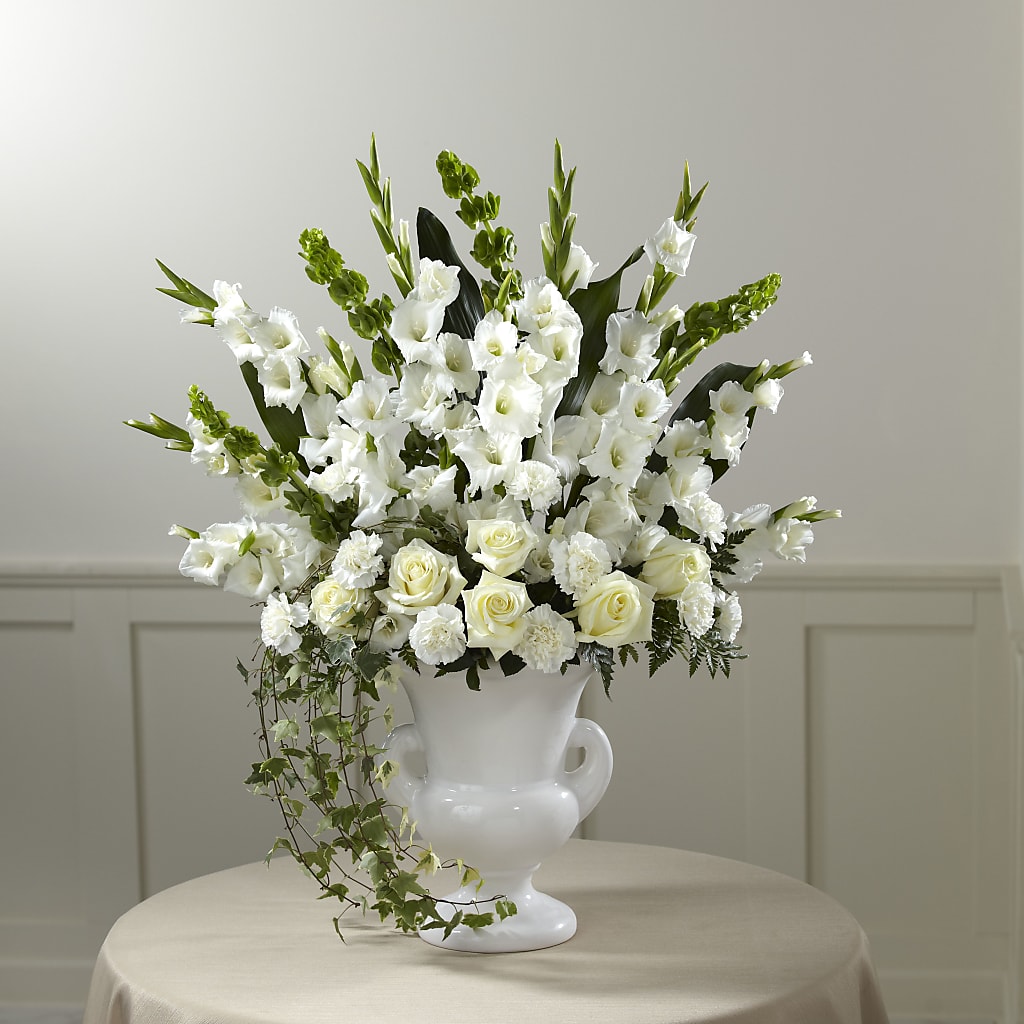 Fond Reflections Arrangement – Diamond Flower Shop, Reading PA