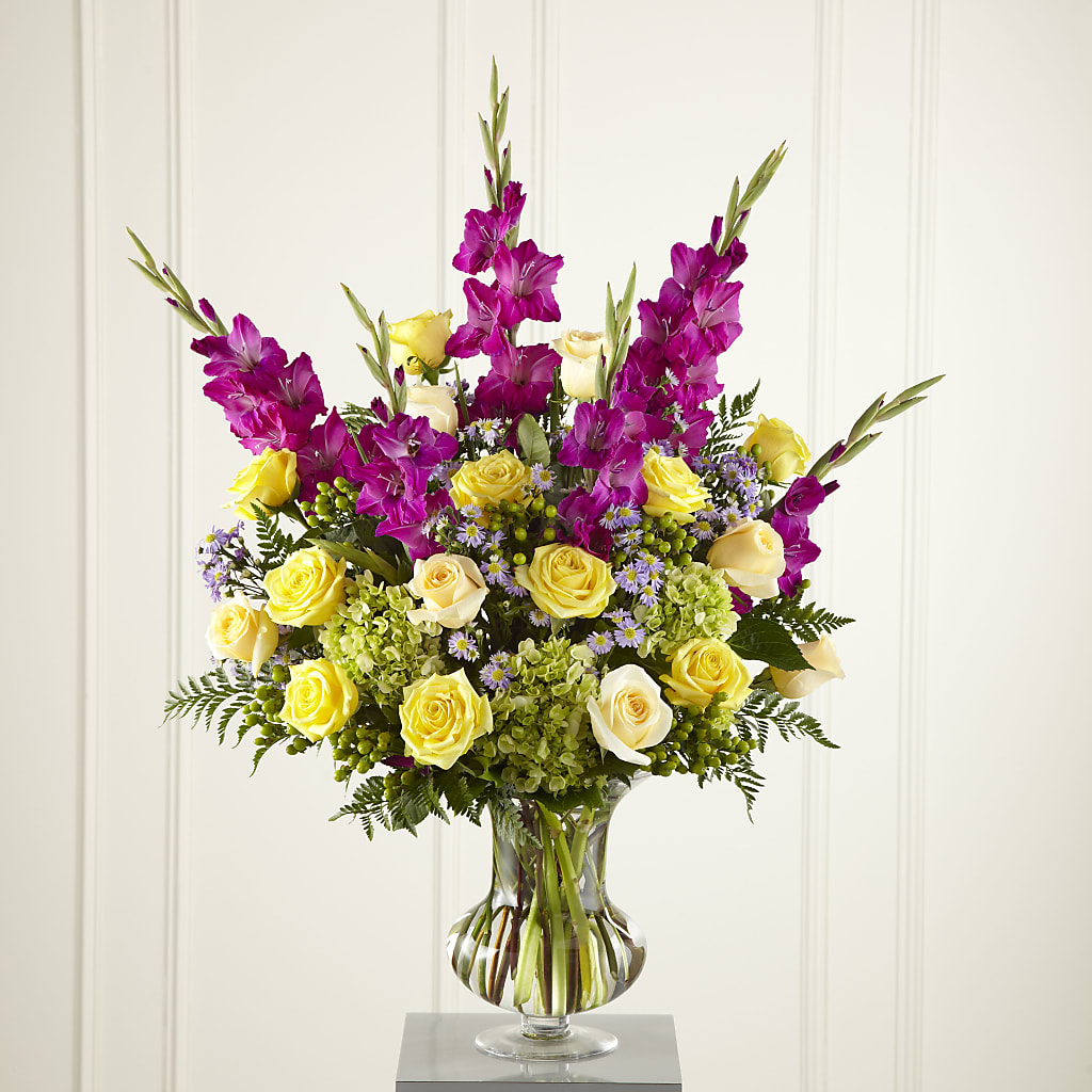 Loveliness Arrangement – Diamond Flower Shop, Reading PA