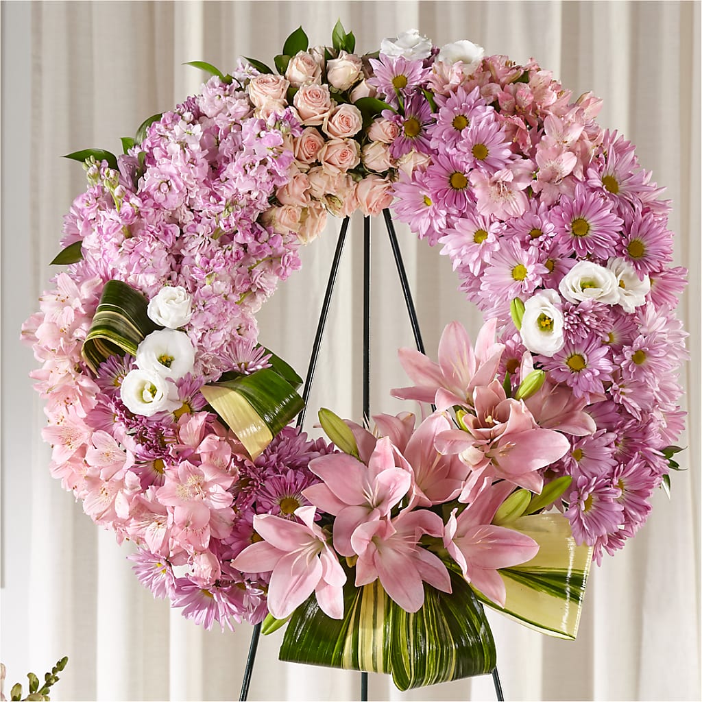 Gift of Warmth Wreath – Diamond Flower Shop, Reading PA