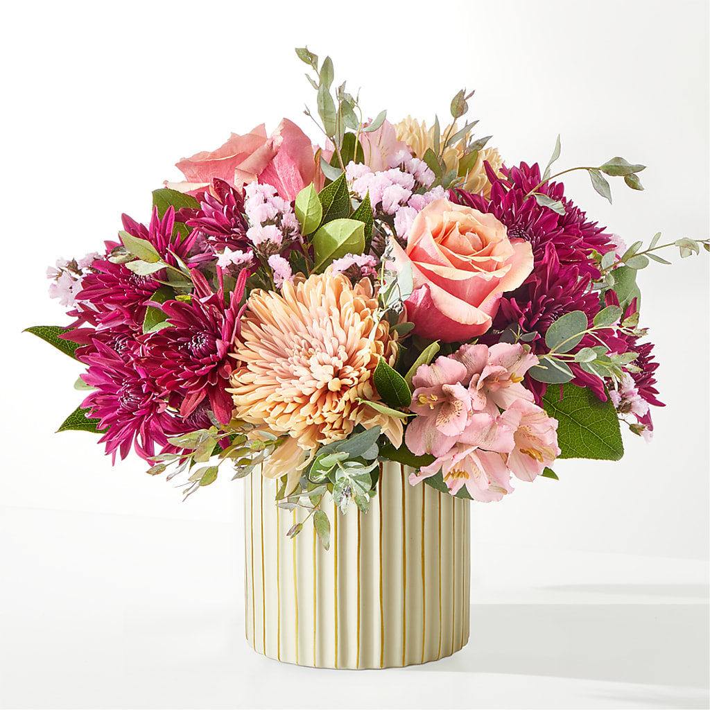 Berry Cobbler Bouquet with Ivory Vase – Diamond Flower Shop, Reading PA