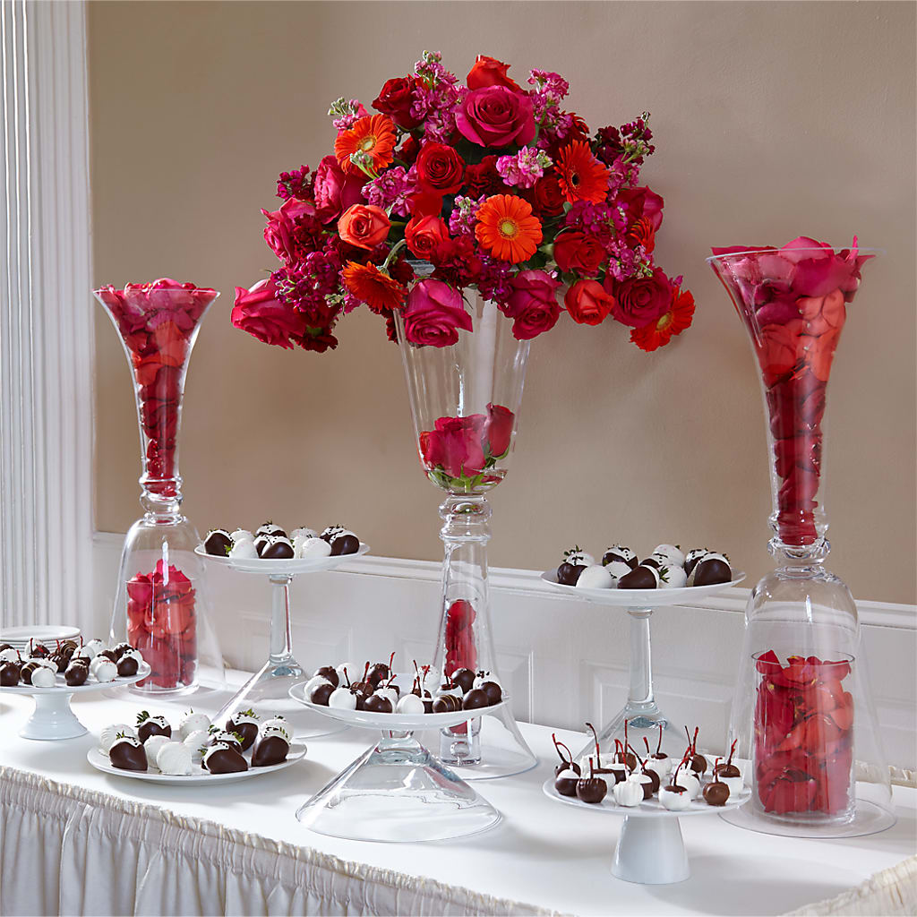 Life's Sweetness Centerpiece – Diamond Flower Shop, Reading PA