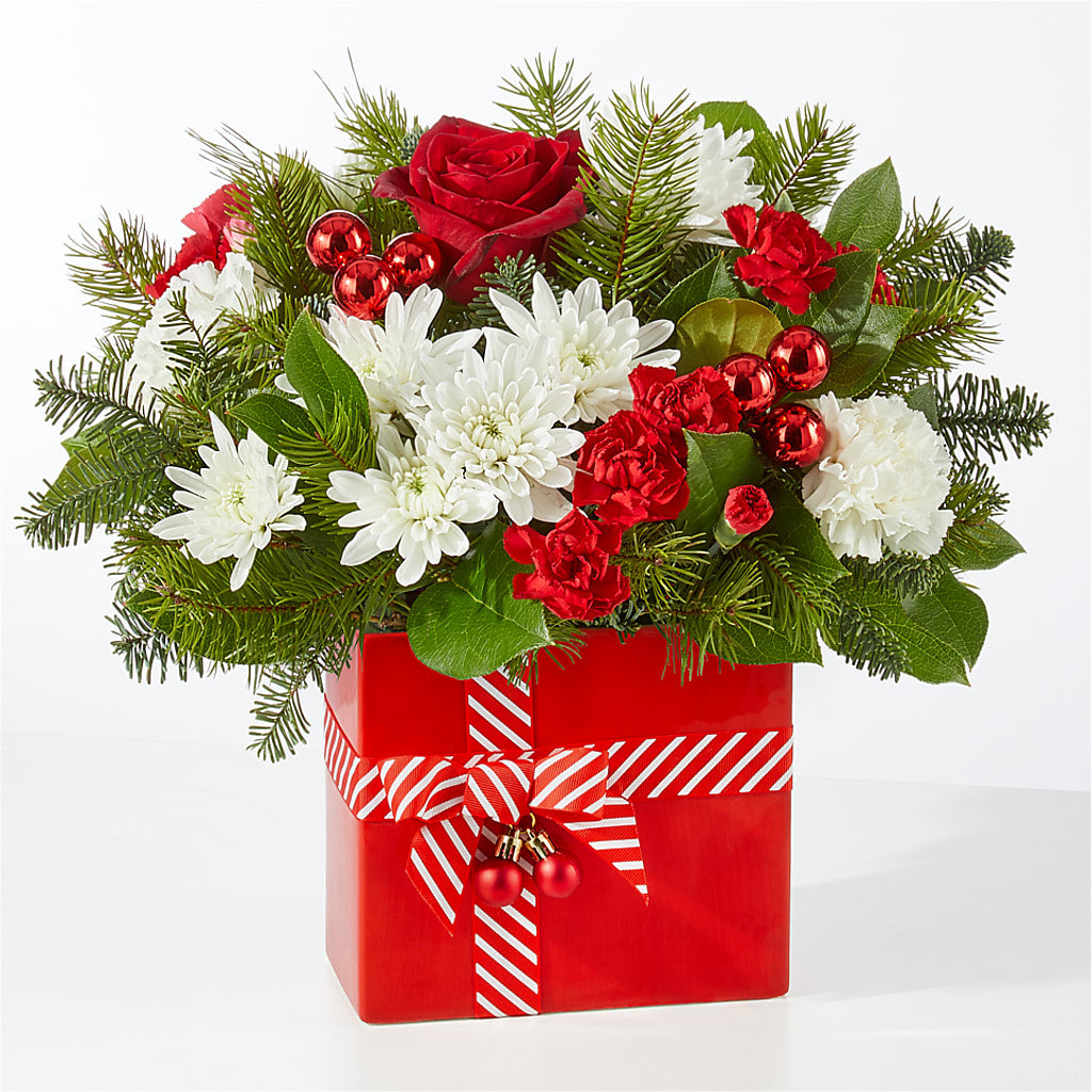 Presents Under the Tree Bouquet –  Diamond Flower Shop, Reading PA
