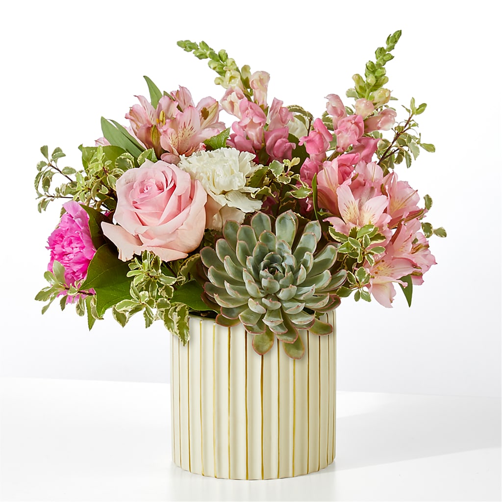 Magenta Musings Bouquet –  Diamond Flower Shop, Reading PA