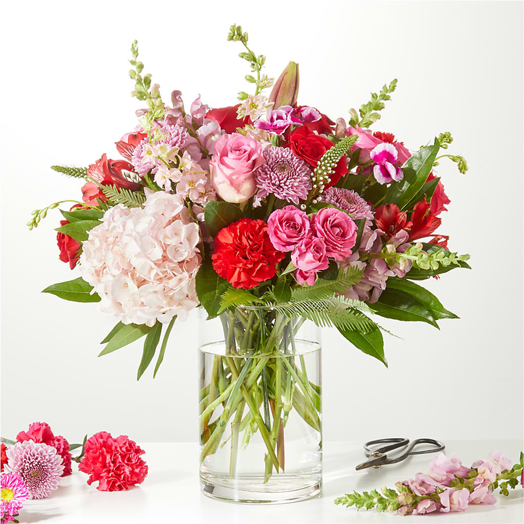 Swooning Over You - A Luxury Florist Original –  Diamond Flower Shop, Reading PA
