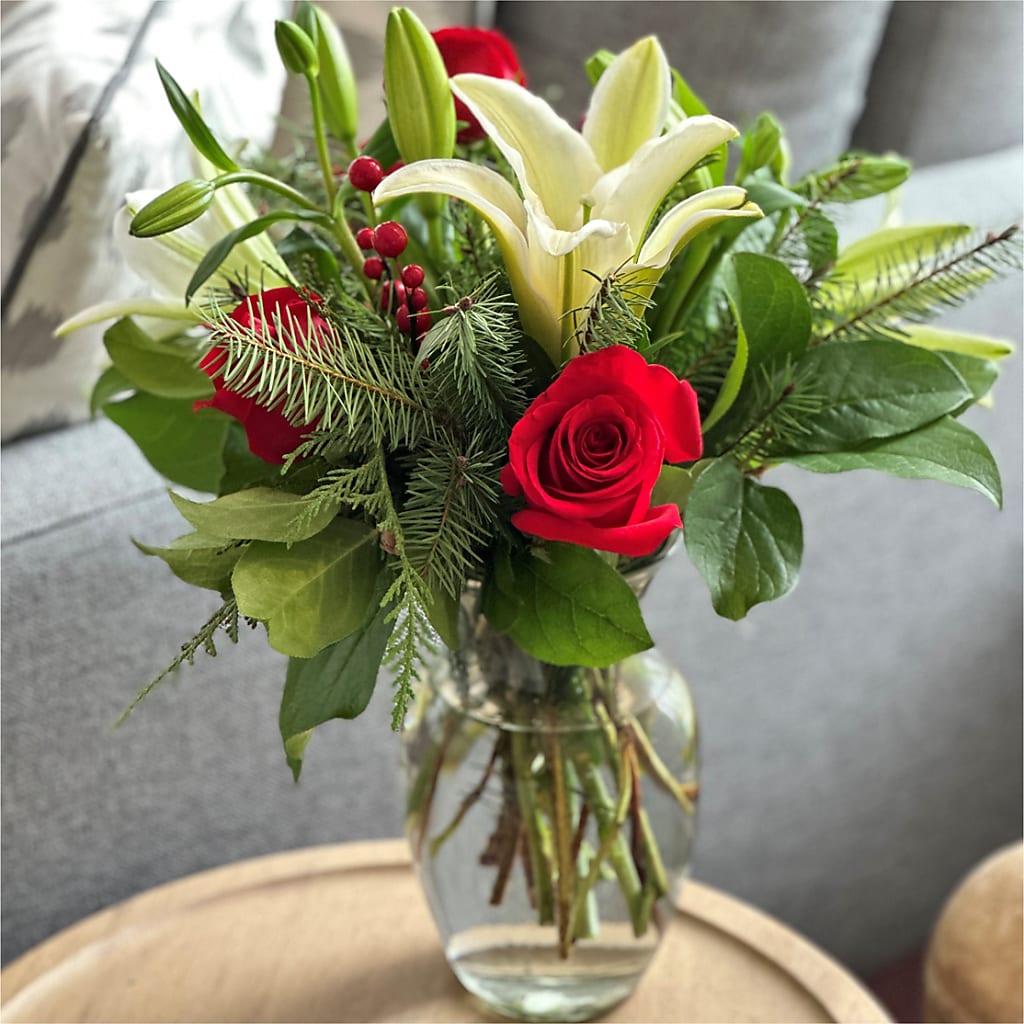 Sparkling Snowflakes Bouquet –  Diamond Flower Shop, Reading PA
