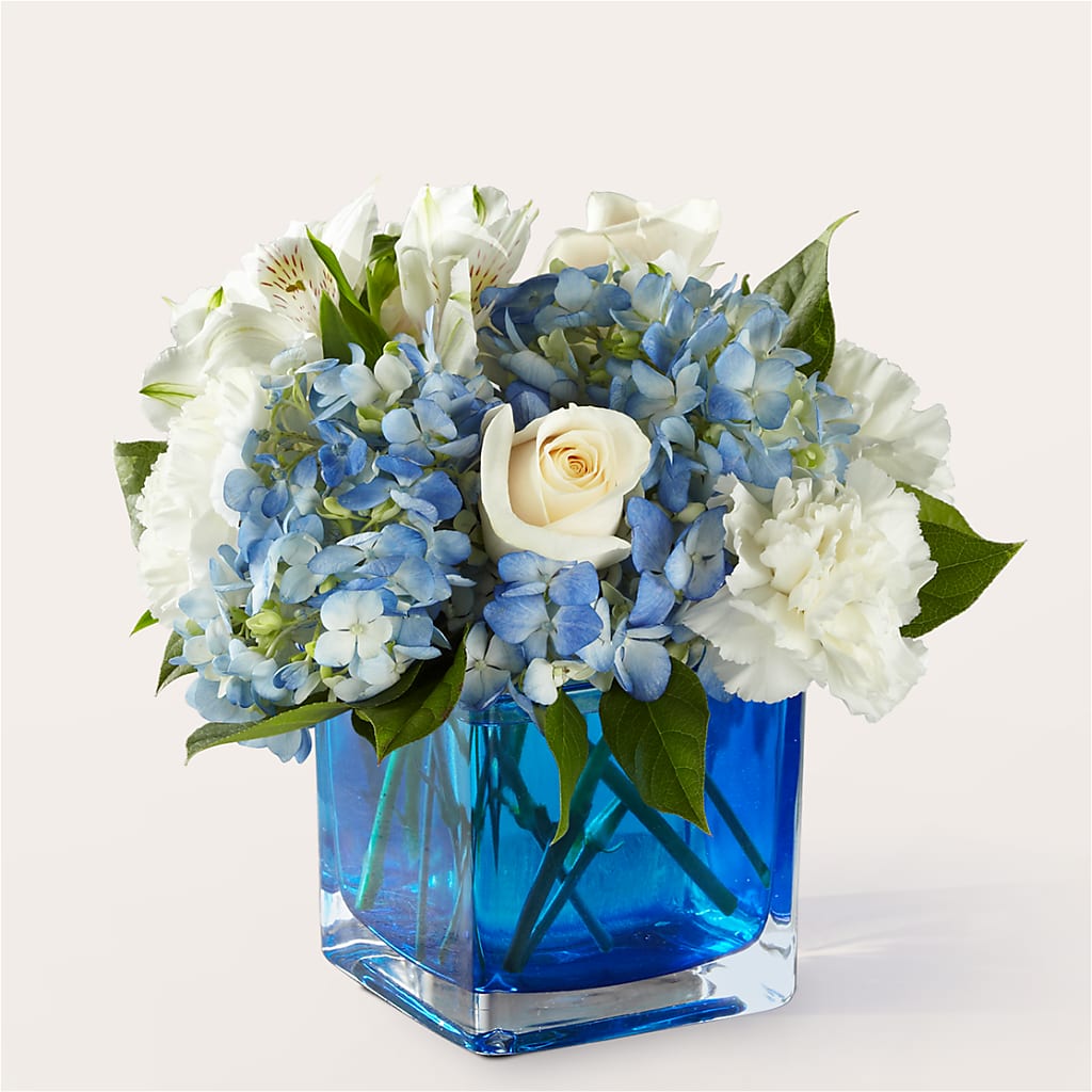 Soothing Waters Bouquet –  Diamond Flower Shop, Reading PA