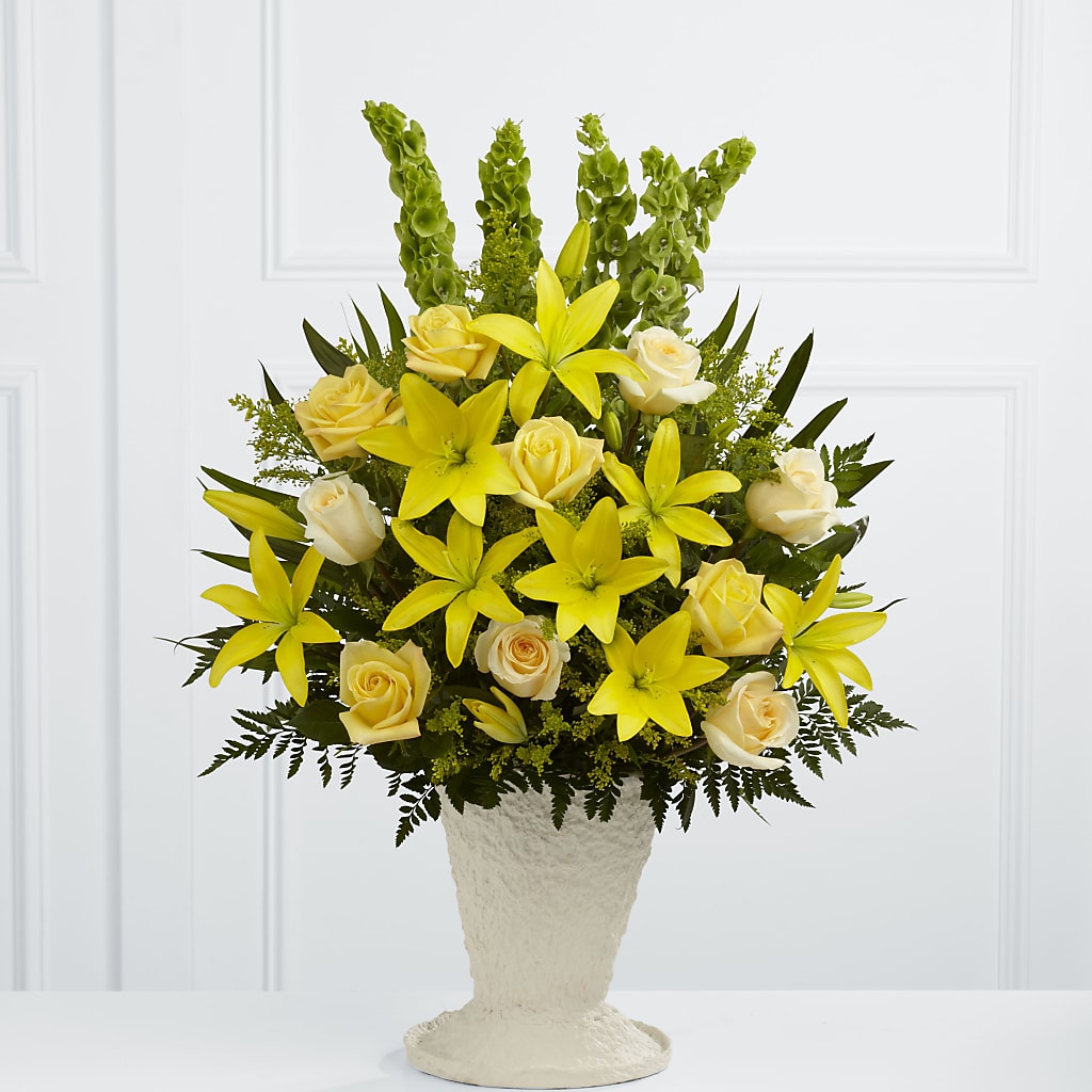 Golden Memories Arrangement –  Diamond Flower Shop, Reading PA