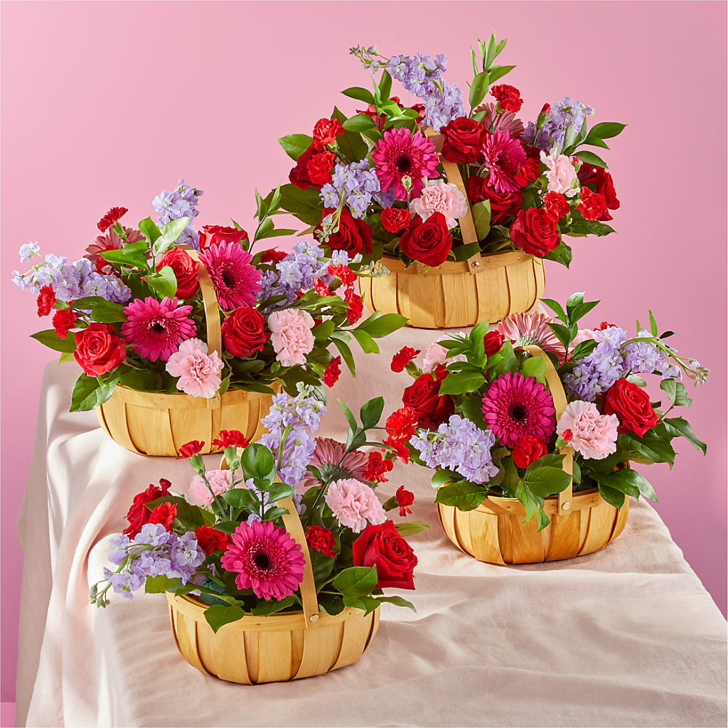 Pink Picnic Basket –  Diamond Flower Shop, Reading PA