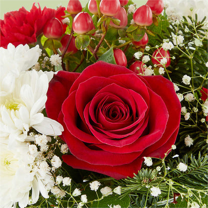 Chance of Flurries Bouquet –  Diamond Flower Shop, Reading PA