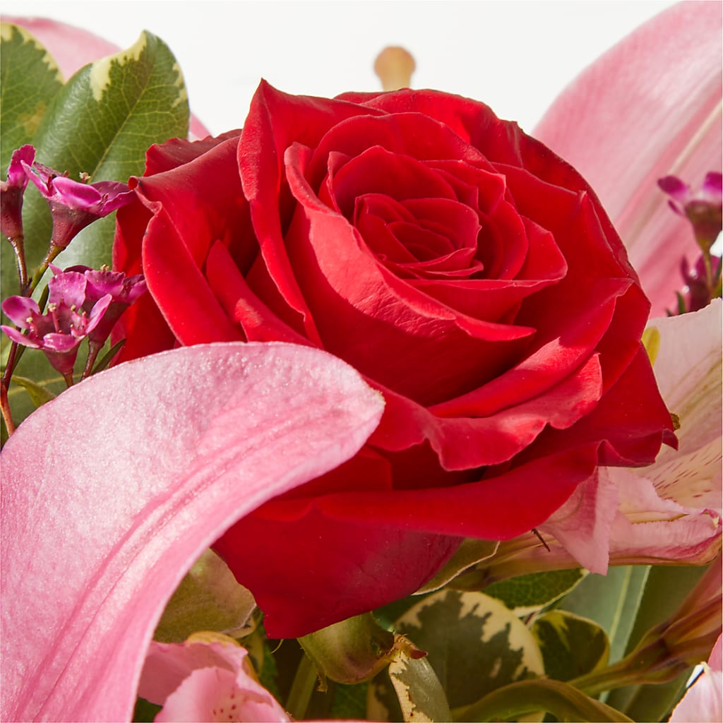 Lucky in Love Bouquet –  Diamond Flower Shop, Reading PA