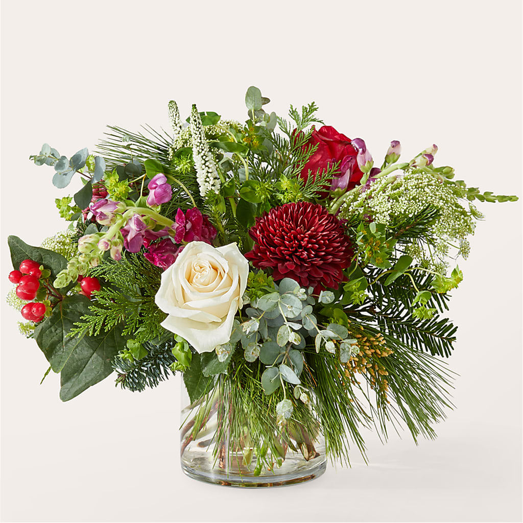Cranberry Fizz Bouquet –  Diamond Flower Shop, Reading PA