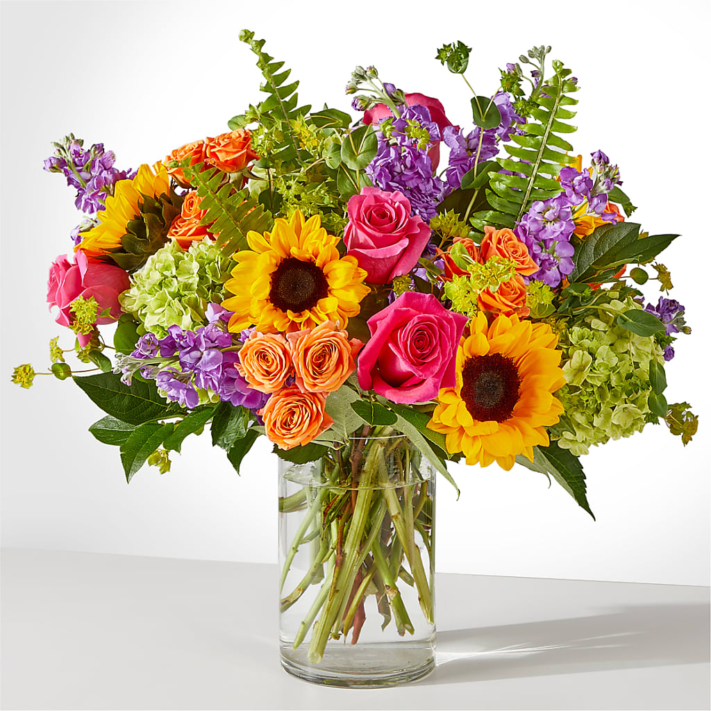 Vibrant Greetings Bouquet –  Diamond Flower Shop, Reading PA