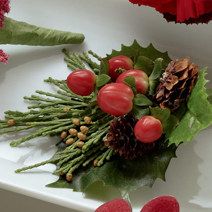 Red Berry Boutonniere –  Diamond Flower Shop, Reading PA